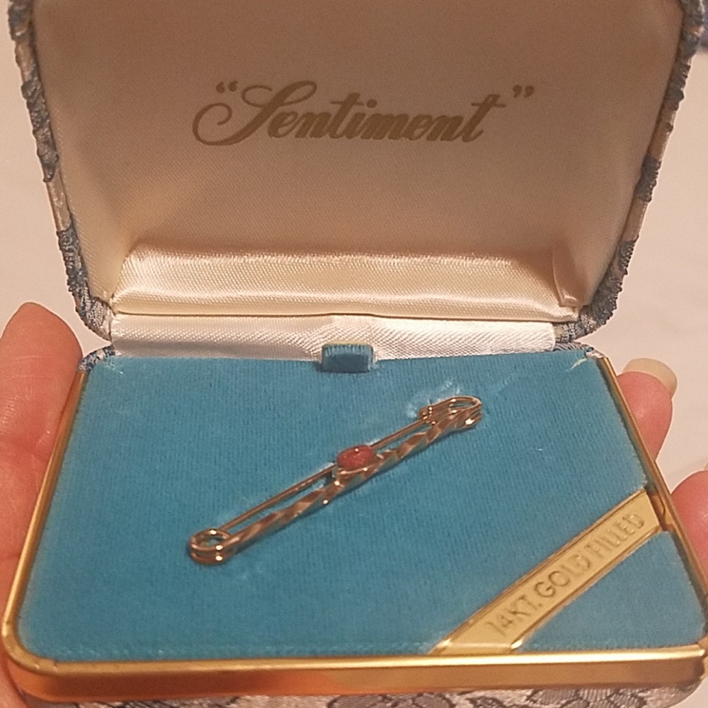 14k gold brooch pin